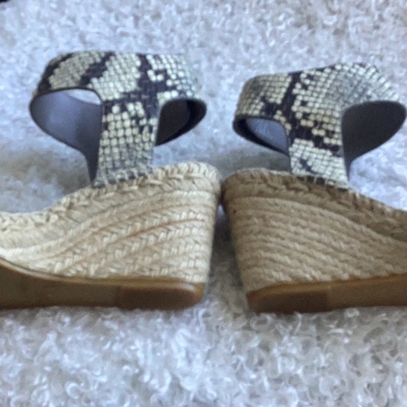 VINCE ESPADRILLE WEDGES Size 7M - Picture 7 of 13